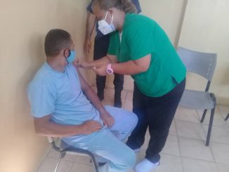 MinSalud vacuna contra la COVID-19 a privados de libertad del Injuba